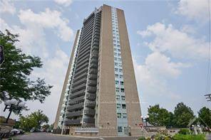 2 Bedroom Apartment with beautiful views of Downtown, Gatineau Hills and Hog's Back.