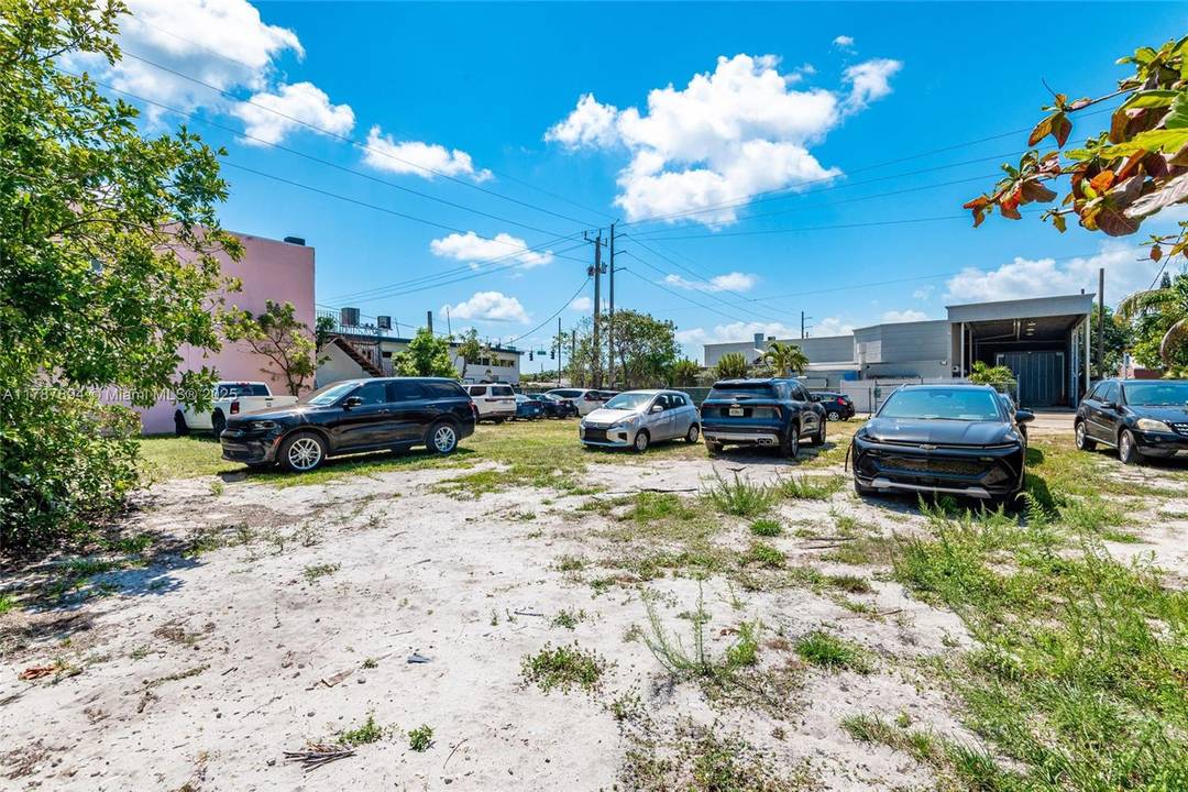 VACANT LAND LOCATED IN IN A SOUGHT AFTER AREA, BEING USED AS A PARKINH ATEA FOR BODY SHOP.