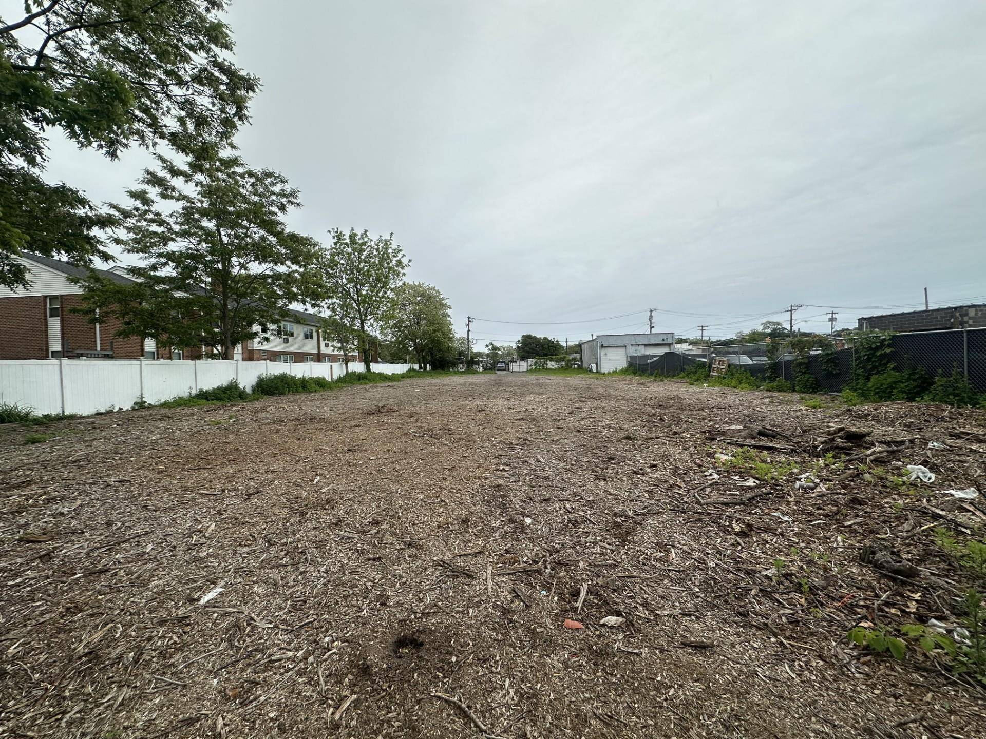 Land For Sale. 75'X218 16, 350 sq ft.