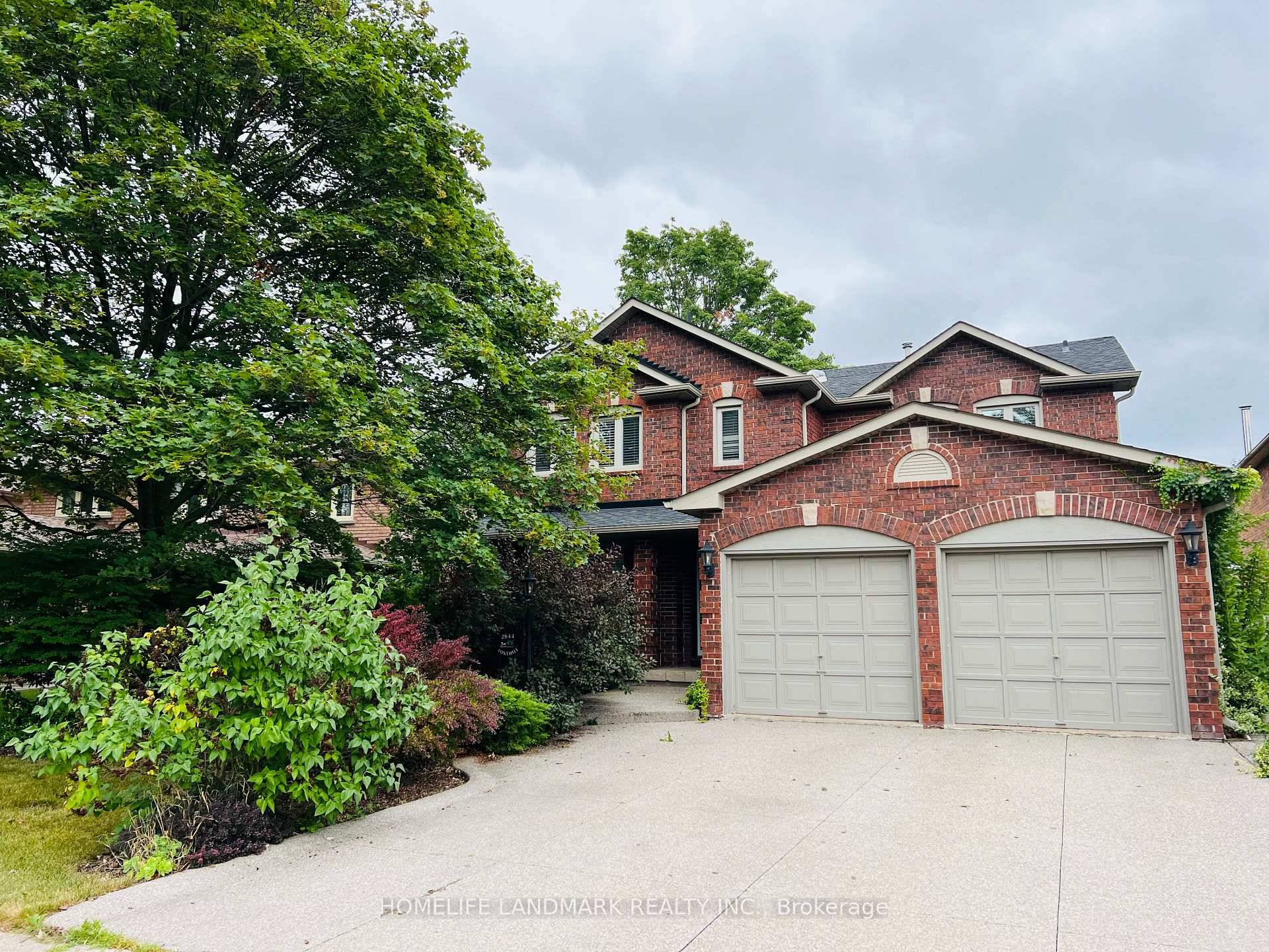 Your dream house await you !