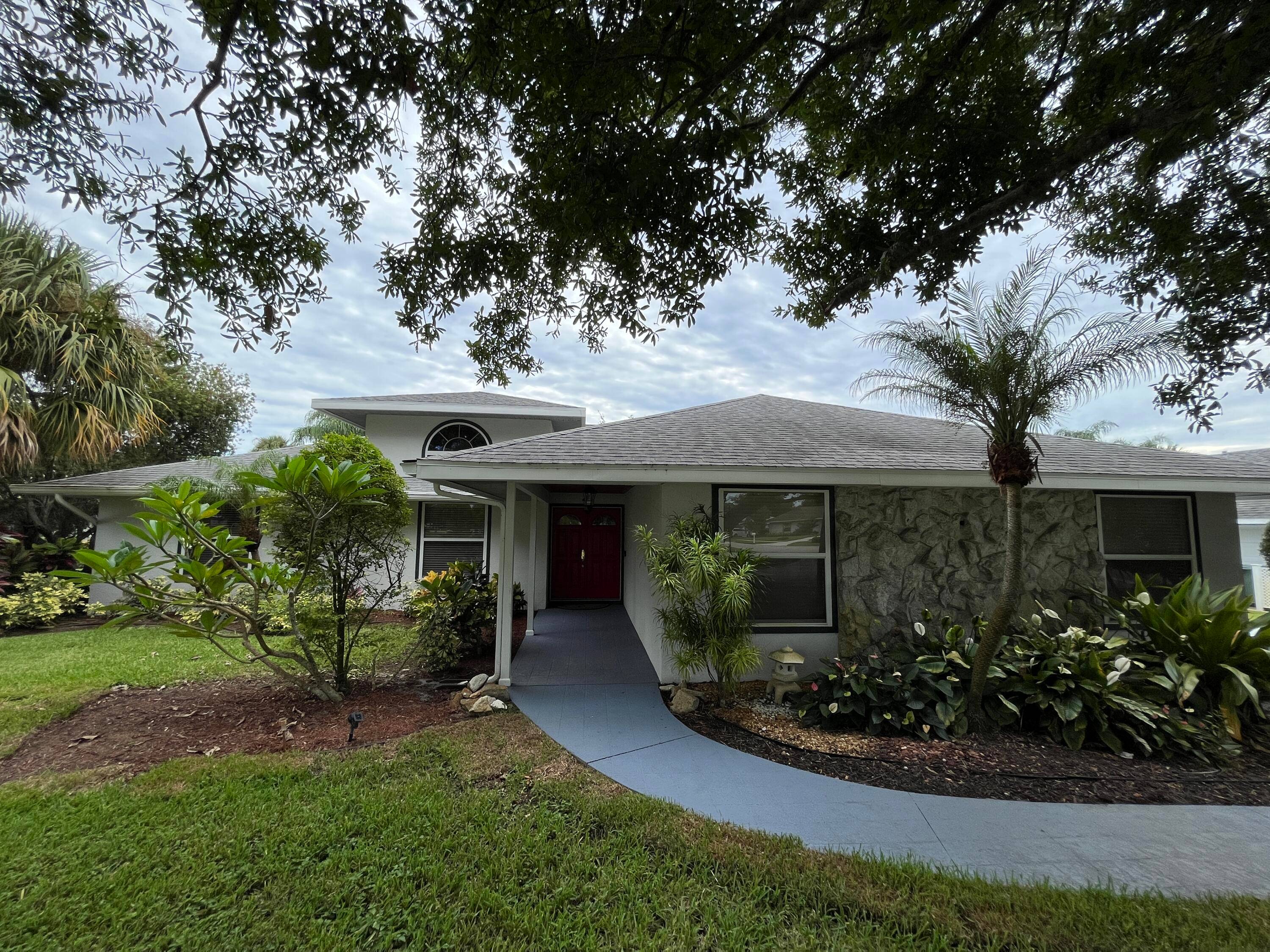 4338 Gator Trace Circle Single-Family Palm Beach