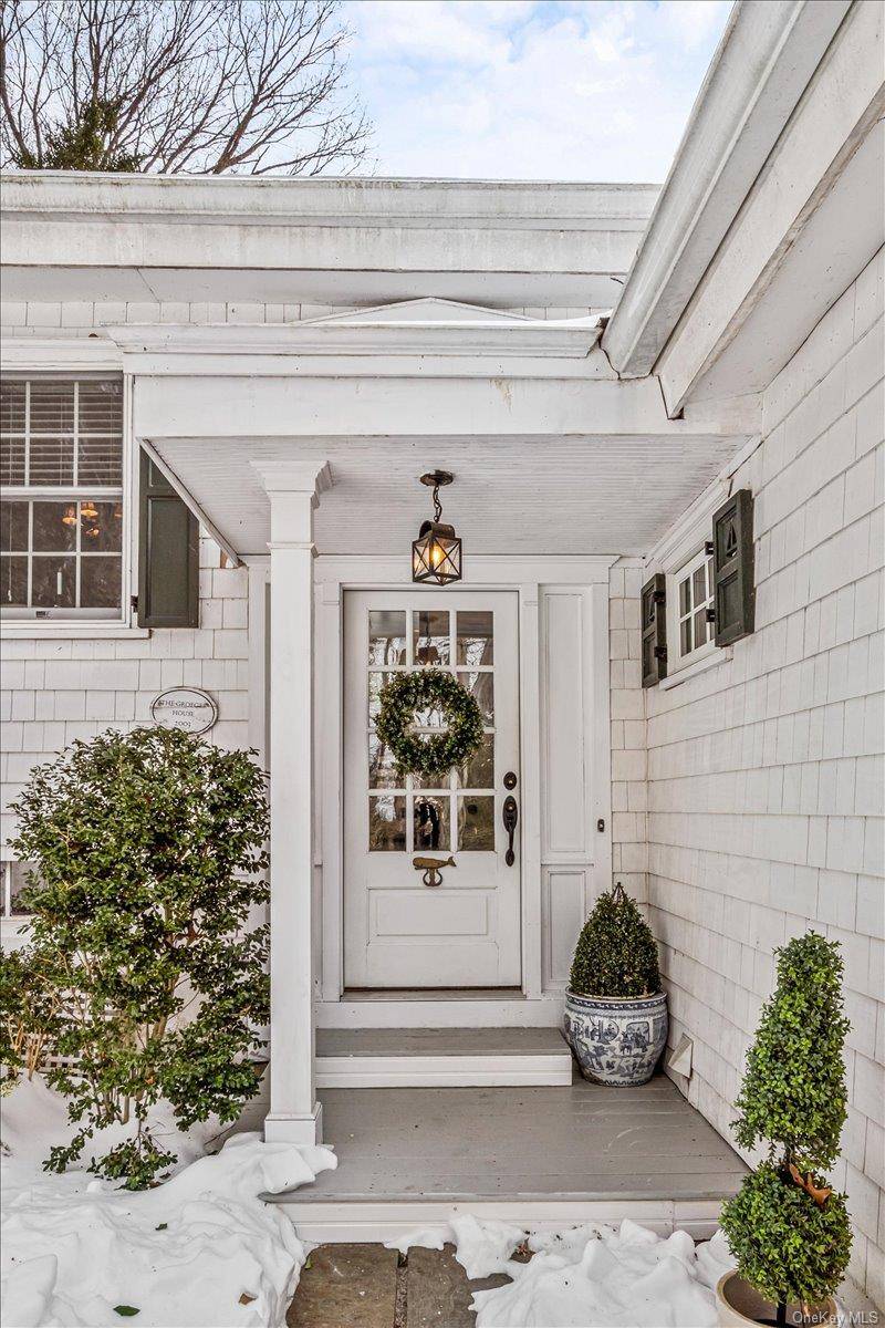 Connecticut Coastal Inspired Home, 4 5 Bedrooms, 2.