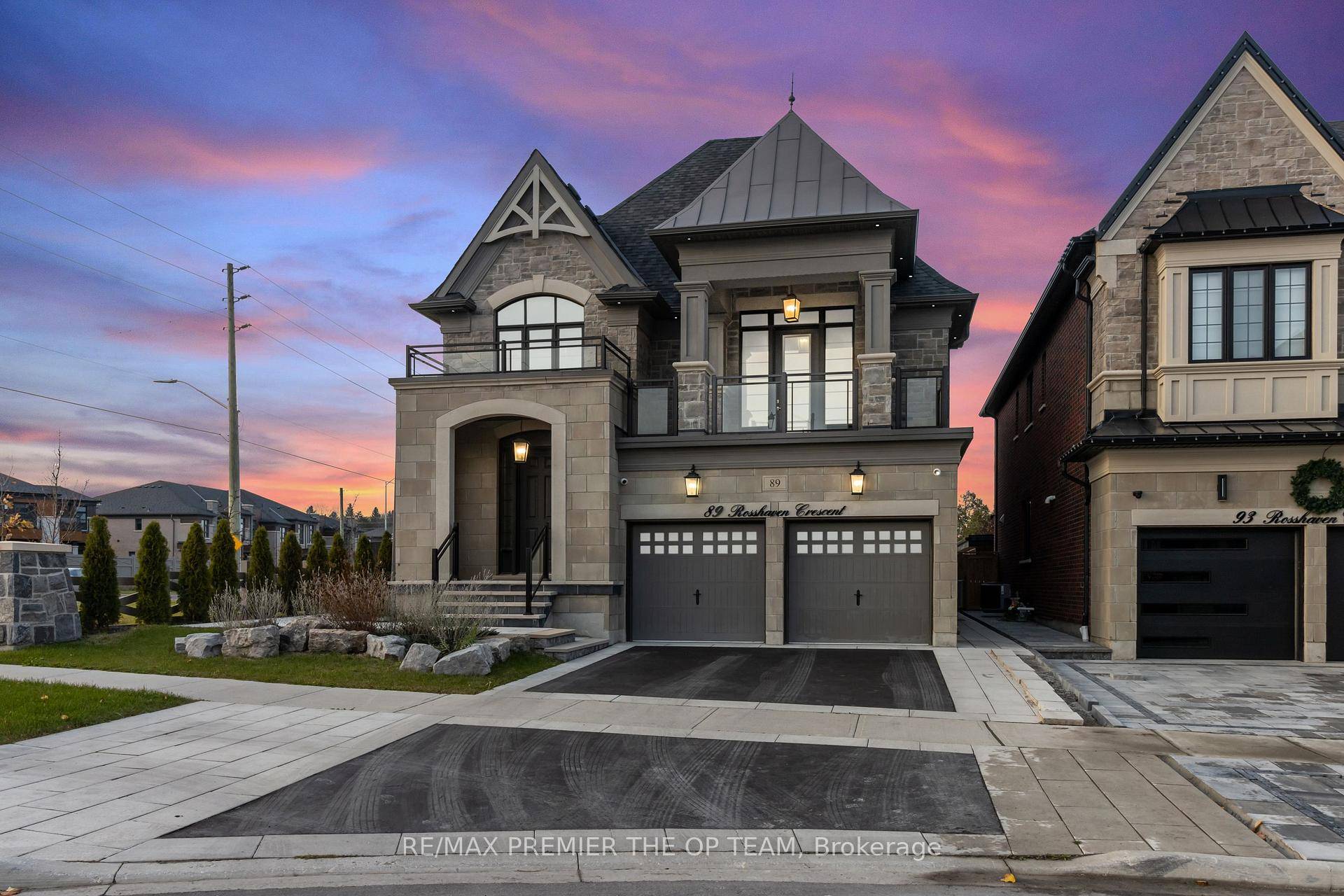 Welcome to 89 Rosshaven Crescent !