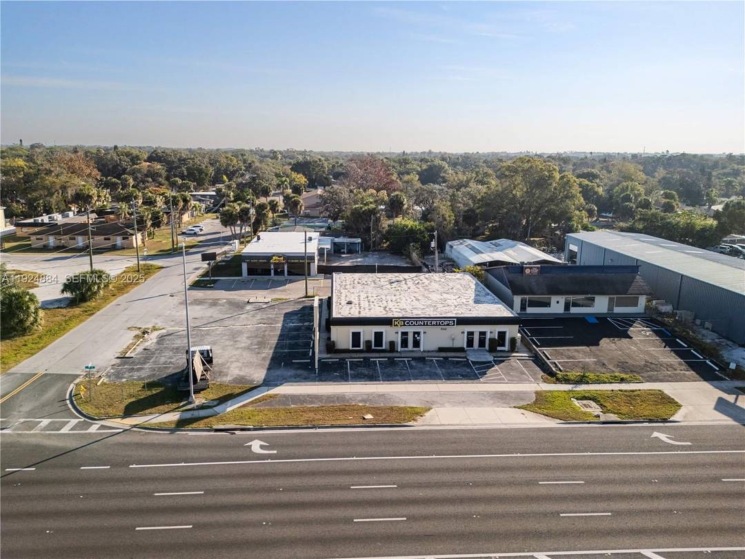 Freestanding 5, 000 SF office retail building with excellent exposure along US 19.