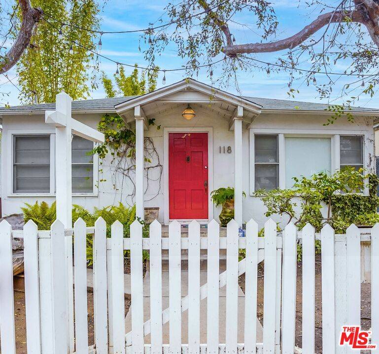 118 Strand St 1BR Santa Monica La