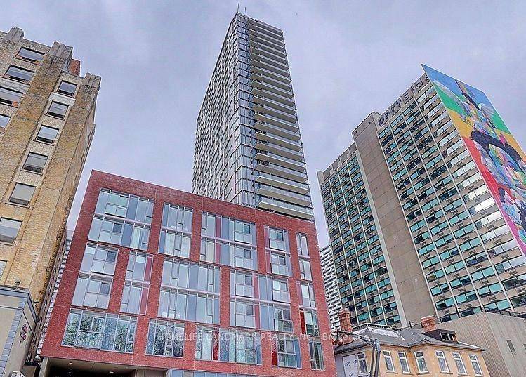 Welcome to this bright and spacious 2 bedroom den, 2 bathroom corner unit in the heart of downtown Toronto.