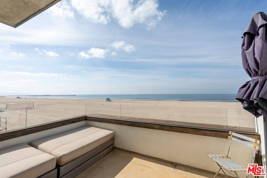 7 Fleet St 2BR Marina Del Rey La