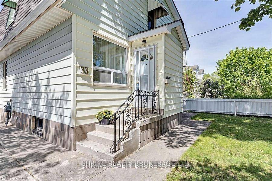 Fully updated rental near Fanshawe College.