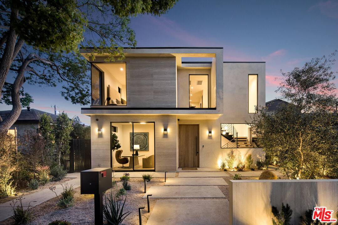 2115   Walnut Ave 5BR Marina Del Rey La