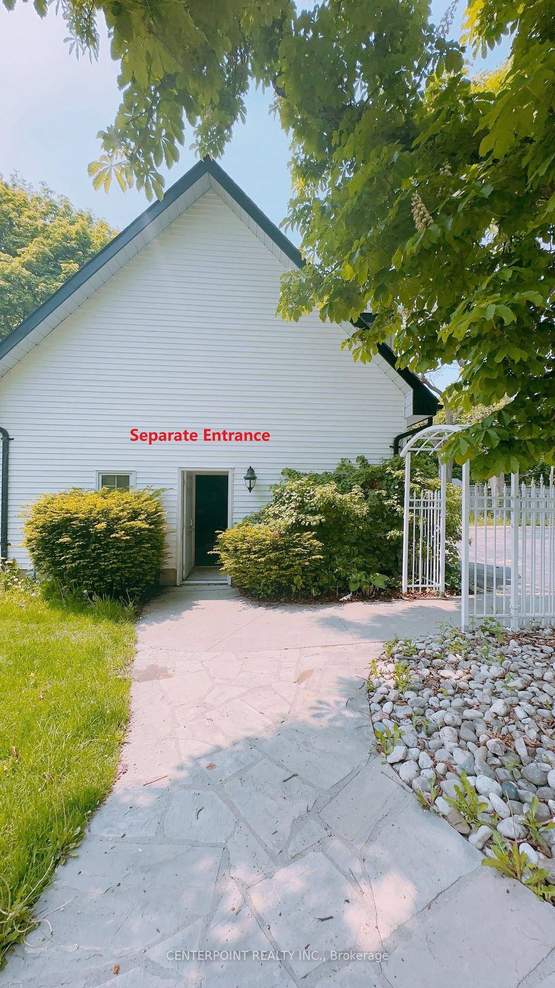 Each room is bright, spacious, and fully equipped, located just a 10 minute walk from the University of Toronto Scarborough Campus UTSC and close to Centennial College a top choice ...