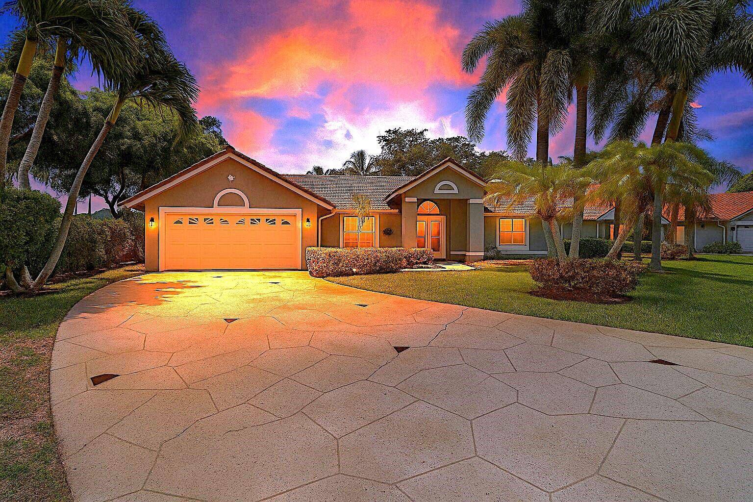 Welcome to this beautifully updated pool home on an oversized lot located in the highly sought after community of Winston Trails.
