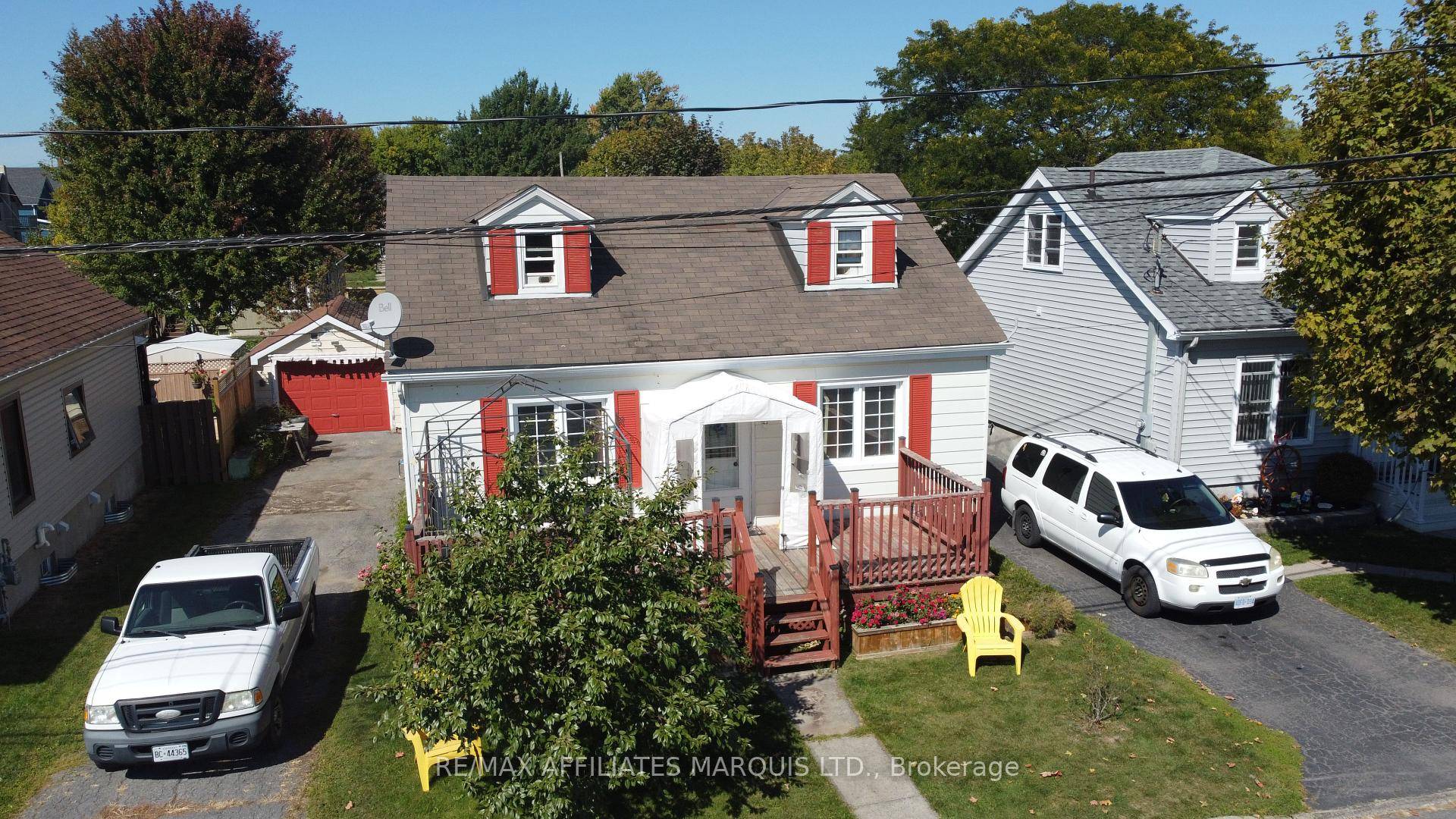 109 Cornwallis Ave in Cornwall, Ontario, is a charming 3 bedroom, 1.
