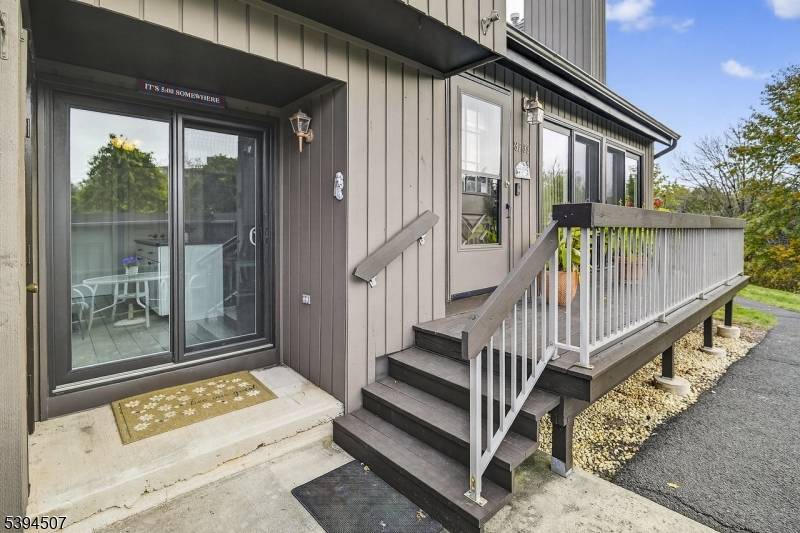 Welcome to this beautifully updated 2 bedroom, 2 bath townhome in Glen Meadows, one of Hillsborough's most desirable communities !