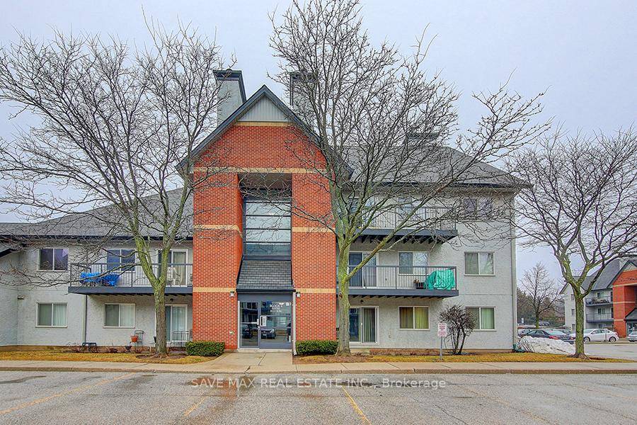 Beautifully appointed, ground floor unit in sought after Glen Abbey community, 1000 sq feet spacious unit, All ground floor living, carpet free, walk out to terrace, stainless steel kitchen appliances, ...