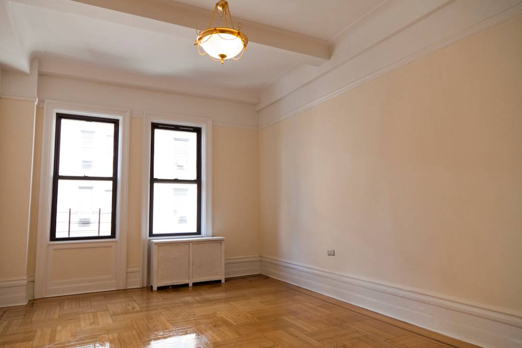 Upper West Side 4 Bedroom 2 Bathroom with washer and dryerBOND New York Properties is a licensed real estate broker that proudly supports equal housing opportunity.
