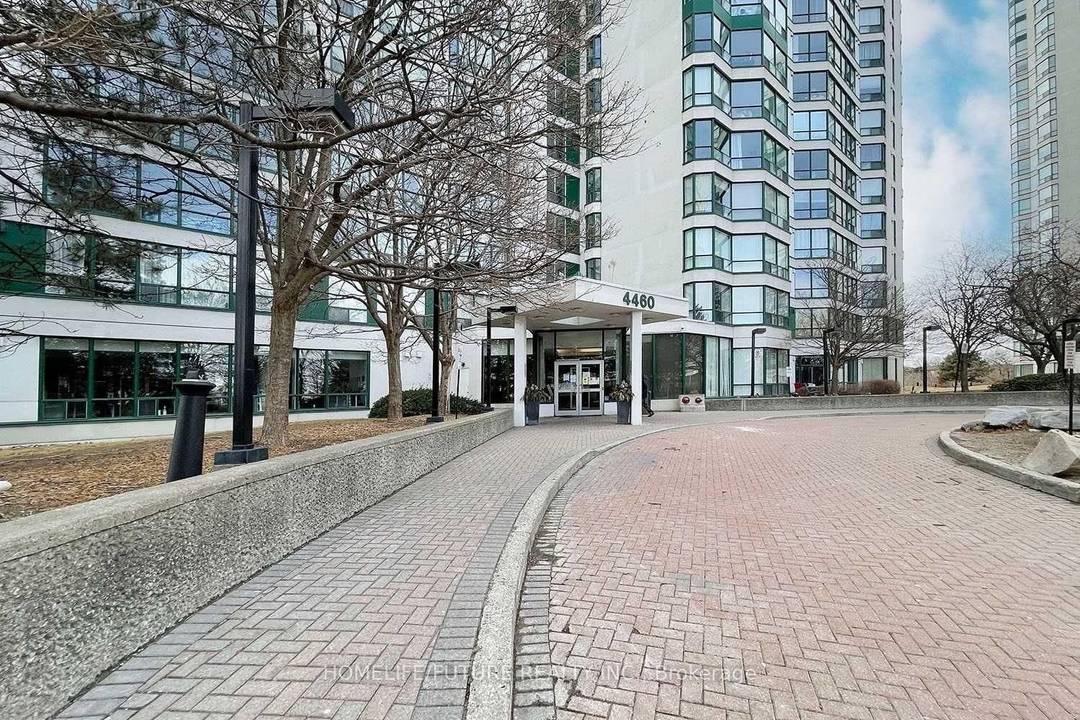 This Meticulously Maintained Corner 2 Bedroom, 2 Washroom Condo Boasts A Great Open Concept Layout Allowing Tons Of Natural Light.