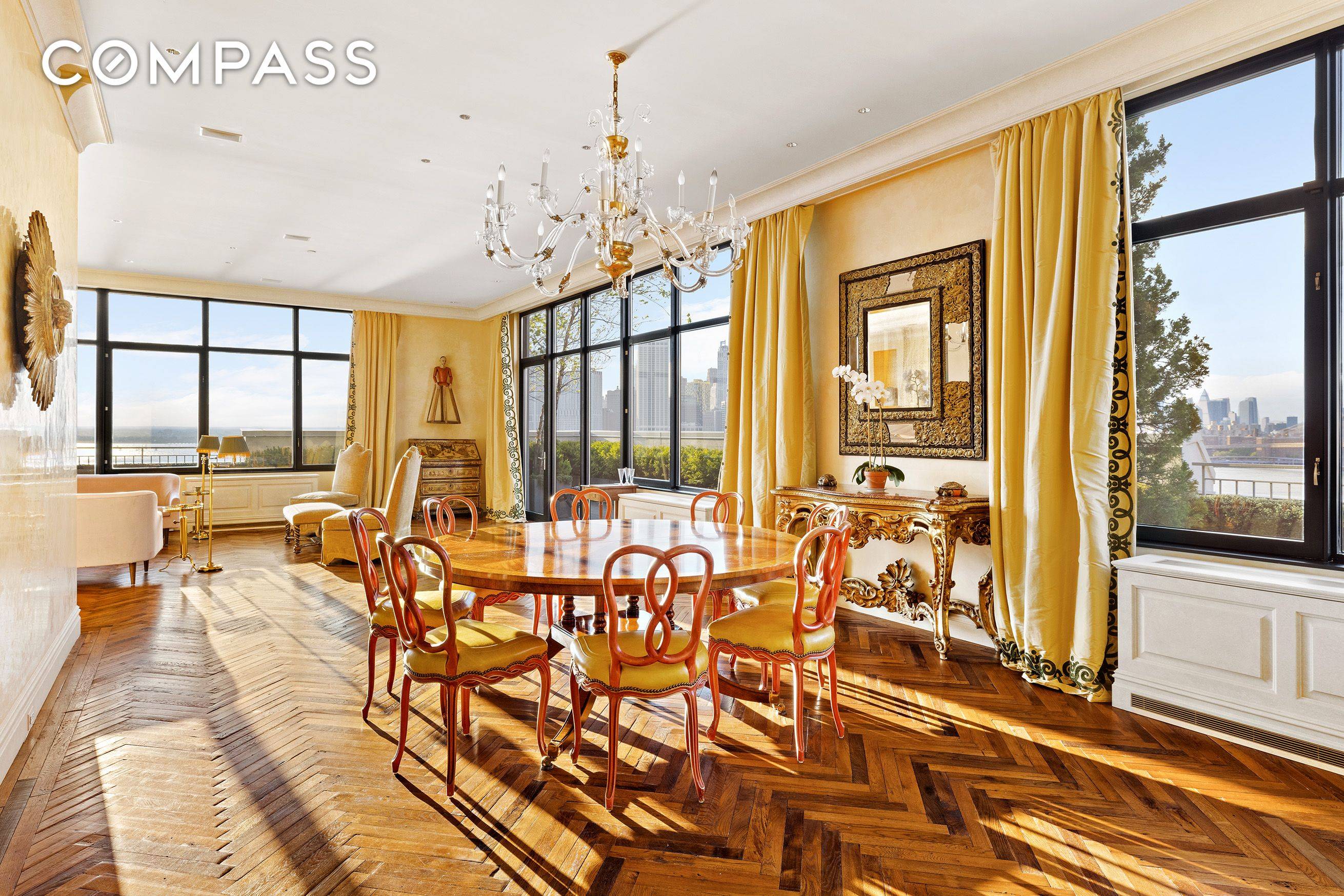 Mesmerizing, Inside and Out There is nothing like Penthouse 1215 absolutely nothing !