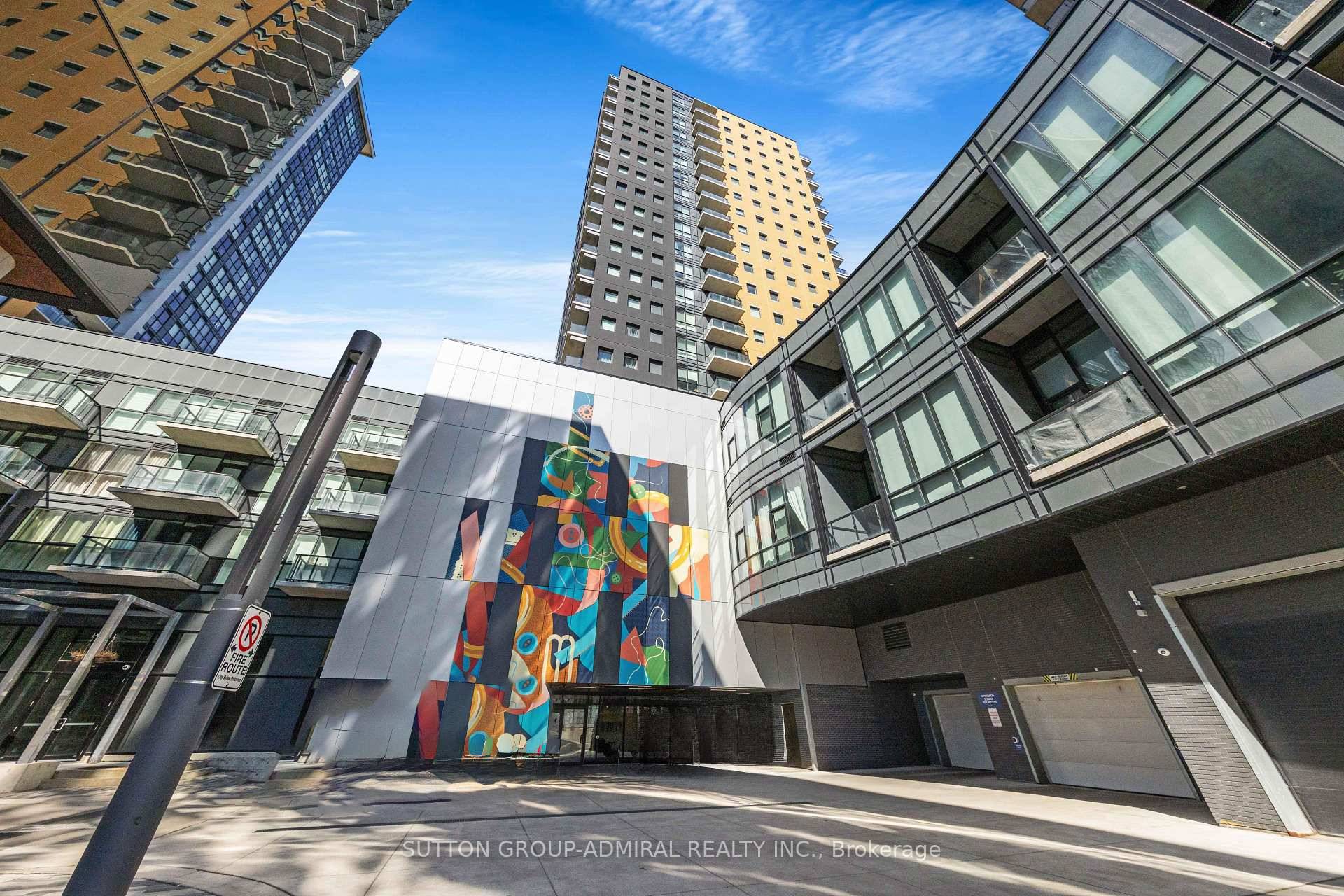 This beautiful condo located at The Garment Street Condos is perfect for first time buyers, downsizers and investors.
