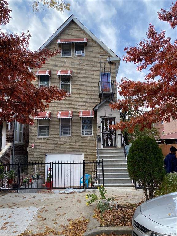 Updated 3 Bedrooms. Newly renovated.