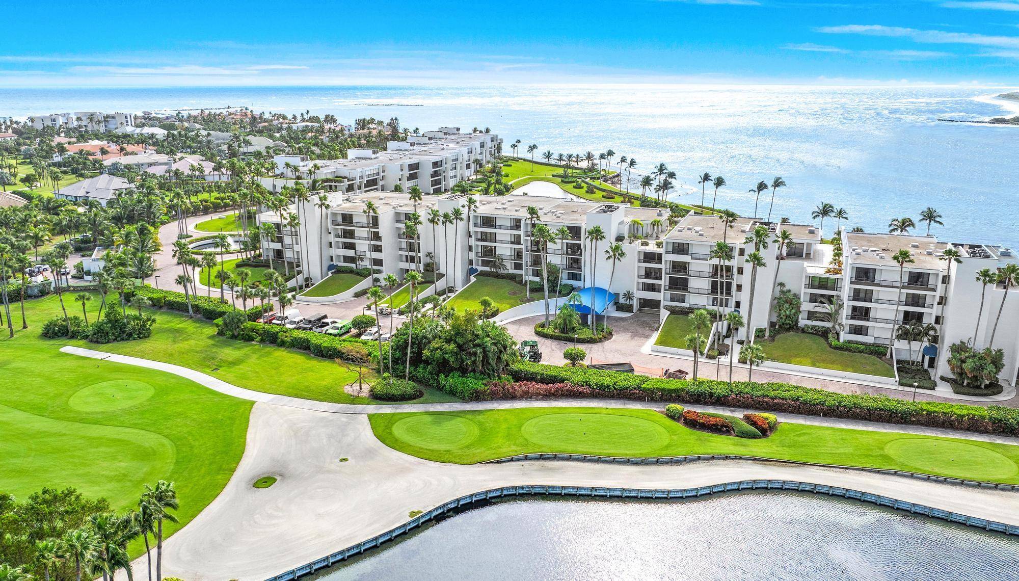 3rd floor condo w Panoramic views of St.