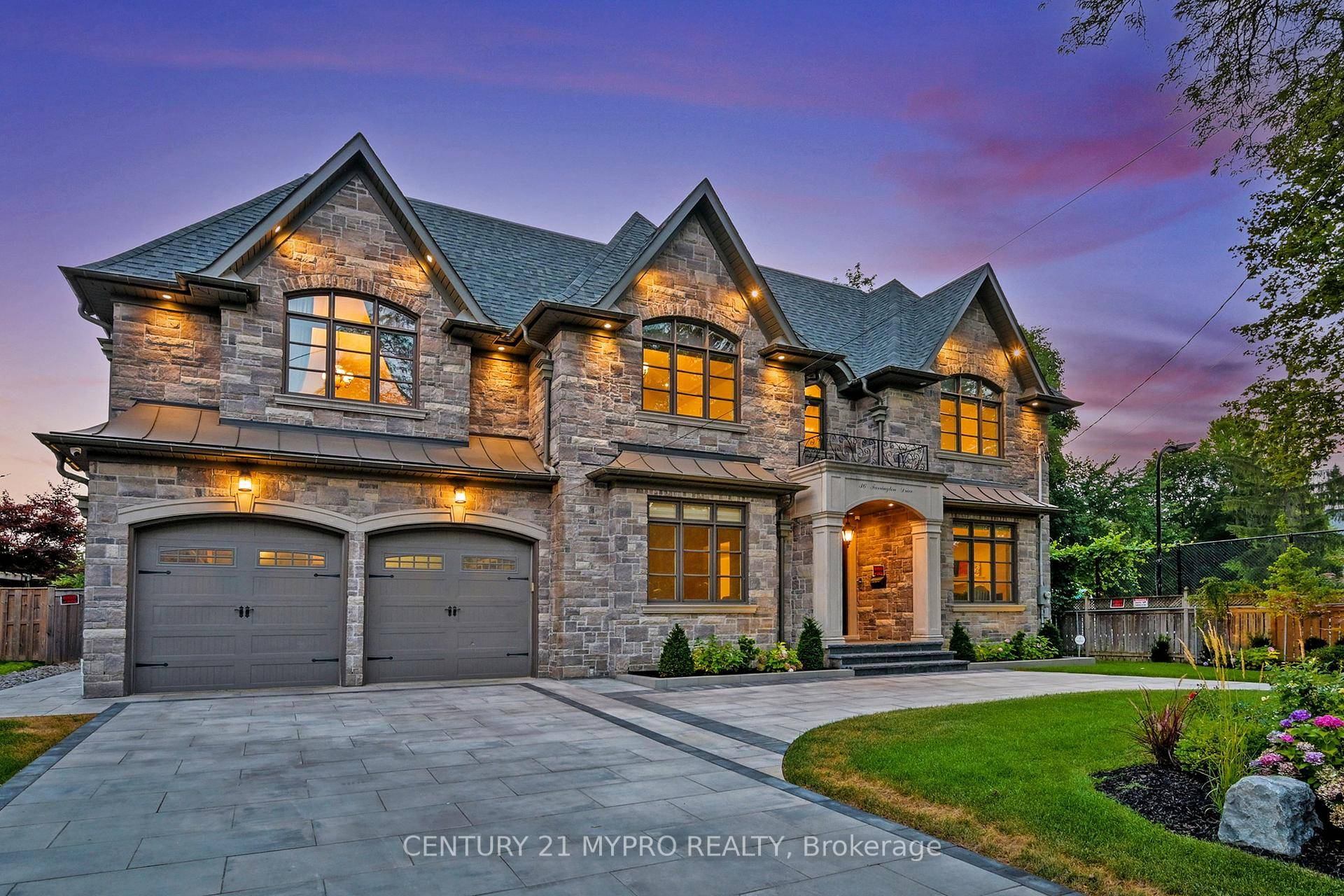 Nestled In Toronto's Prestigious C12 St.