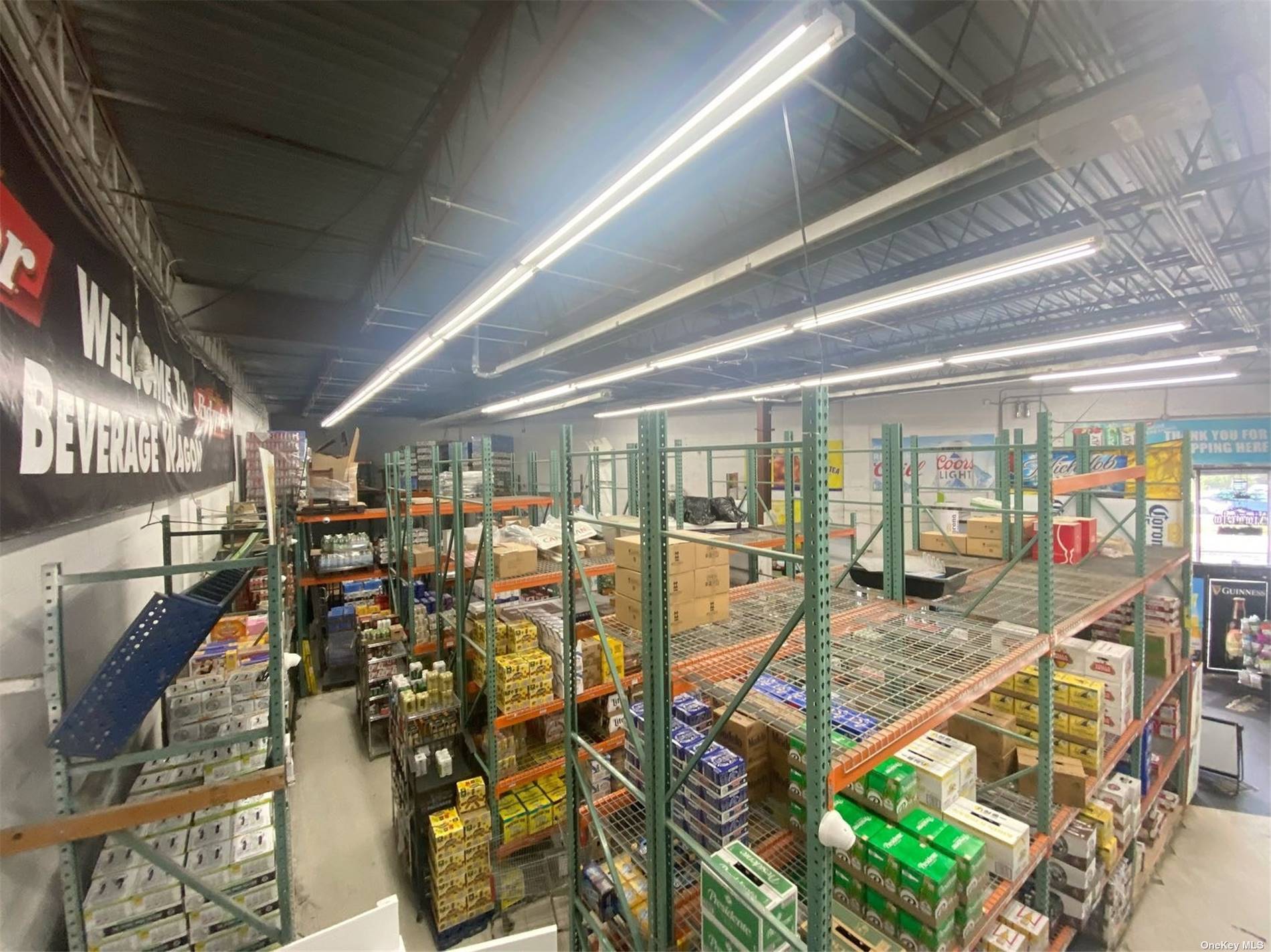 Retail and wholesale liquor store with Class C license in Flushing, the liquor store has in operation for 52 years, the business is very stable.