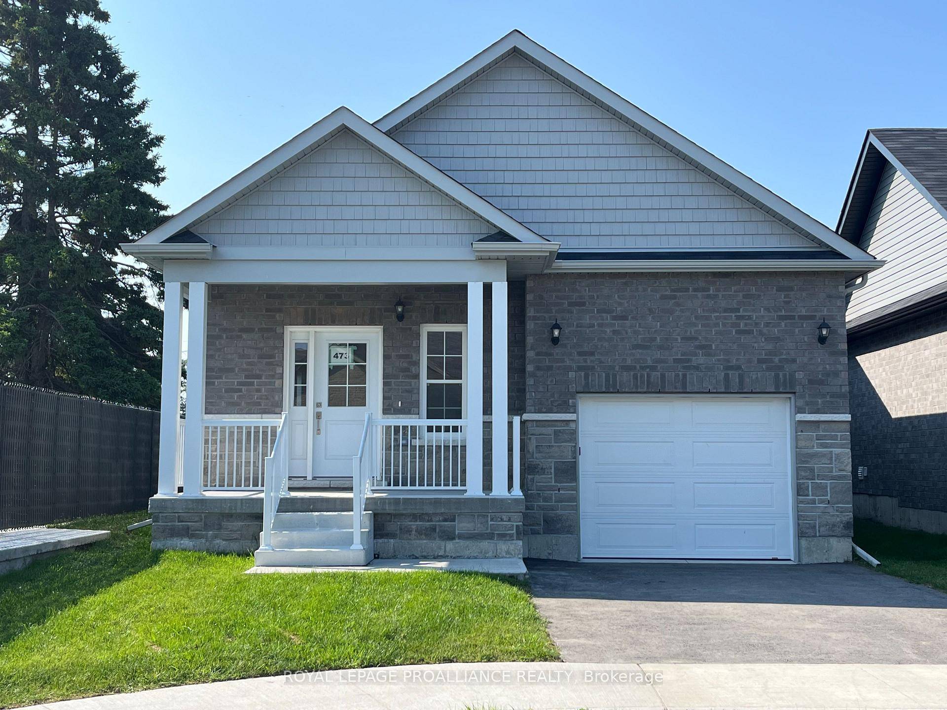 Welcome to East Village in the beautiful Town of Cobourg, a sought after community located a walk or bike ride to Lake Ontario's vibrant waterfront, beaches, downtown, shopping, parks and ...