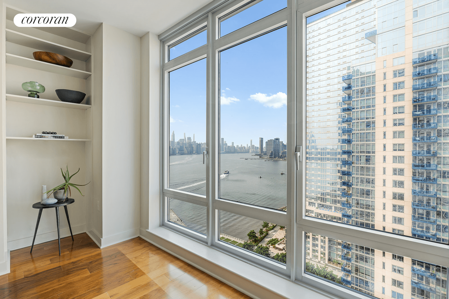Welcome home to 1, 400 square feet of high floor waterfront luxury living with a view of the East River and Midtown skyline.