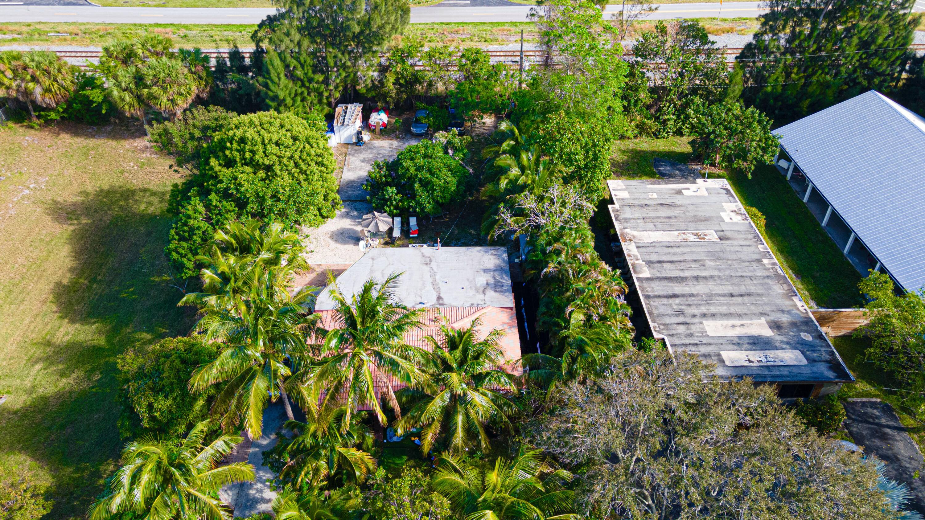 ATTENTION INVESTORS ! Prime Location in Delray Beach !
