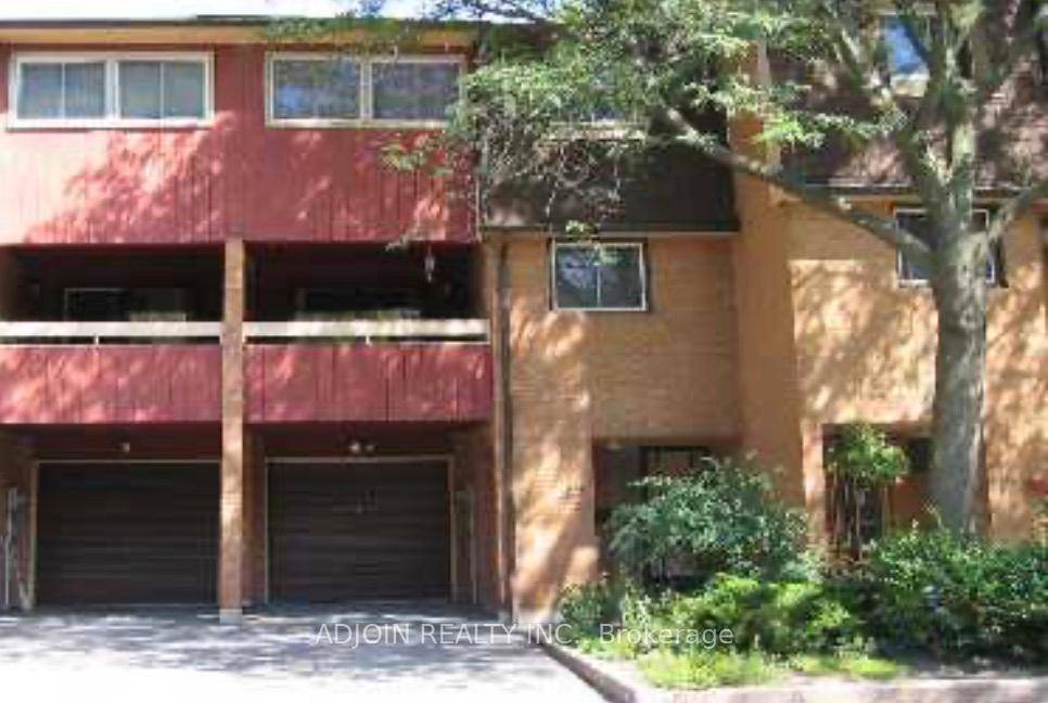 Spacious Second Bedroom. Fully Furnished and Move in ready !