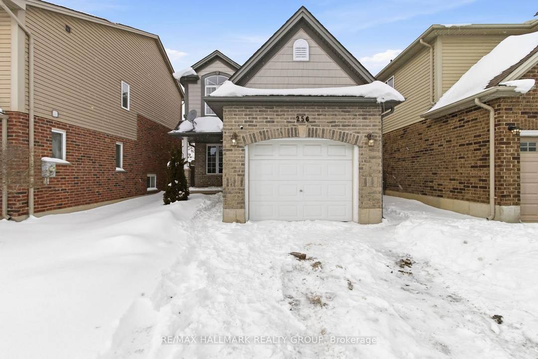 Located in one of London's most convenient and highly sought after neighbourhoods, close to downtown, Western University, Fanshawe College, and within walking distance to excellent amenities, this beautifully upgraded two ...