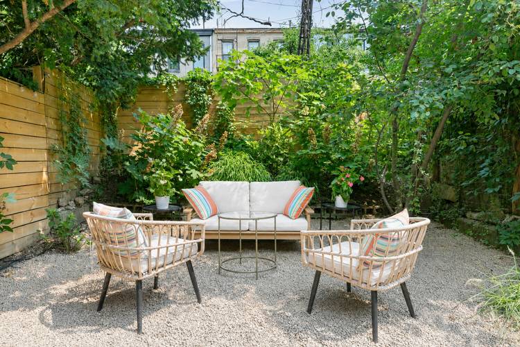 29 4th Place Garden Carroll Gardens, Brooklyn Tucked away on one of Carroll Gardens' iconic tree lined Place blocks, this beautifully renovated two bedroom garden apartment offers the perfect blend ...