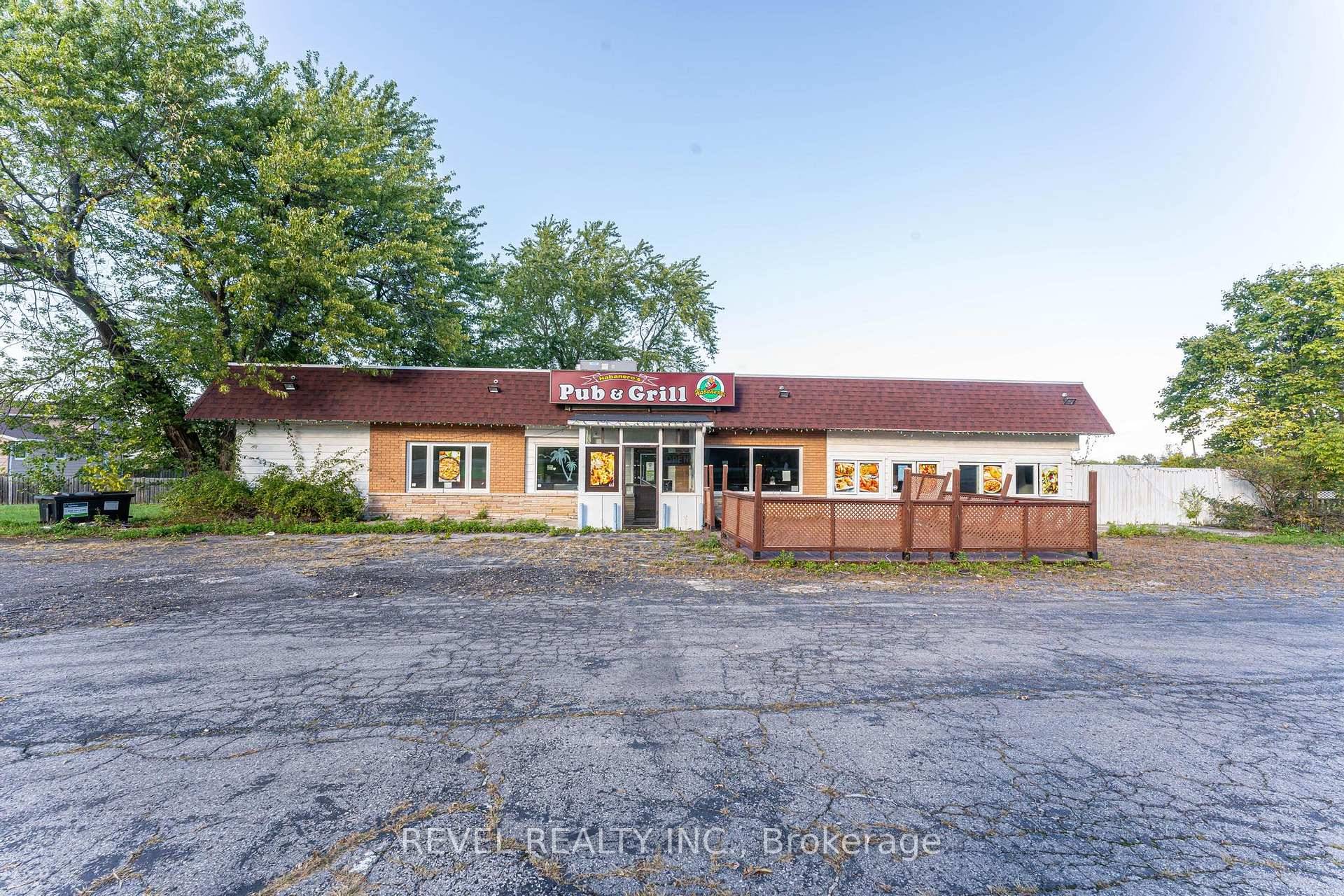 Power of Sale Opportunity in the Heart of Beamsville !