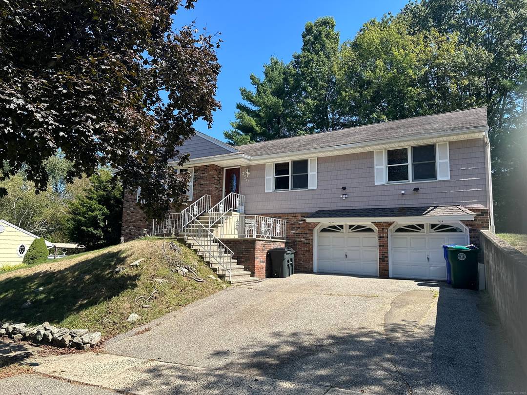 Stunning Ranch home excellent add space with 3 bedroom, 2 bath that where recently redone, offers the perfect blend of comfort and style.