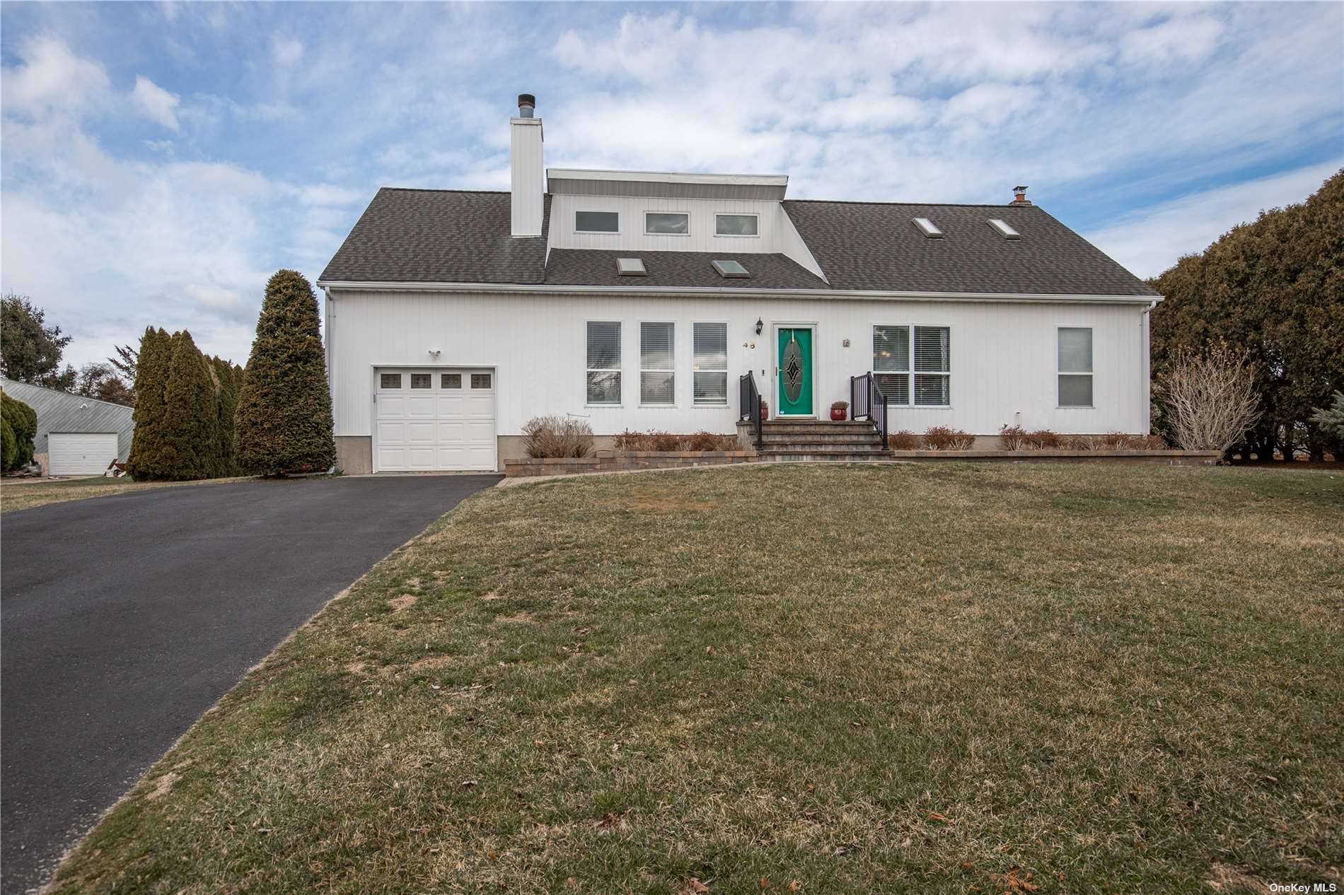 Pride of owhership prevails throughout this meticulously maintained Contemporary.