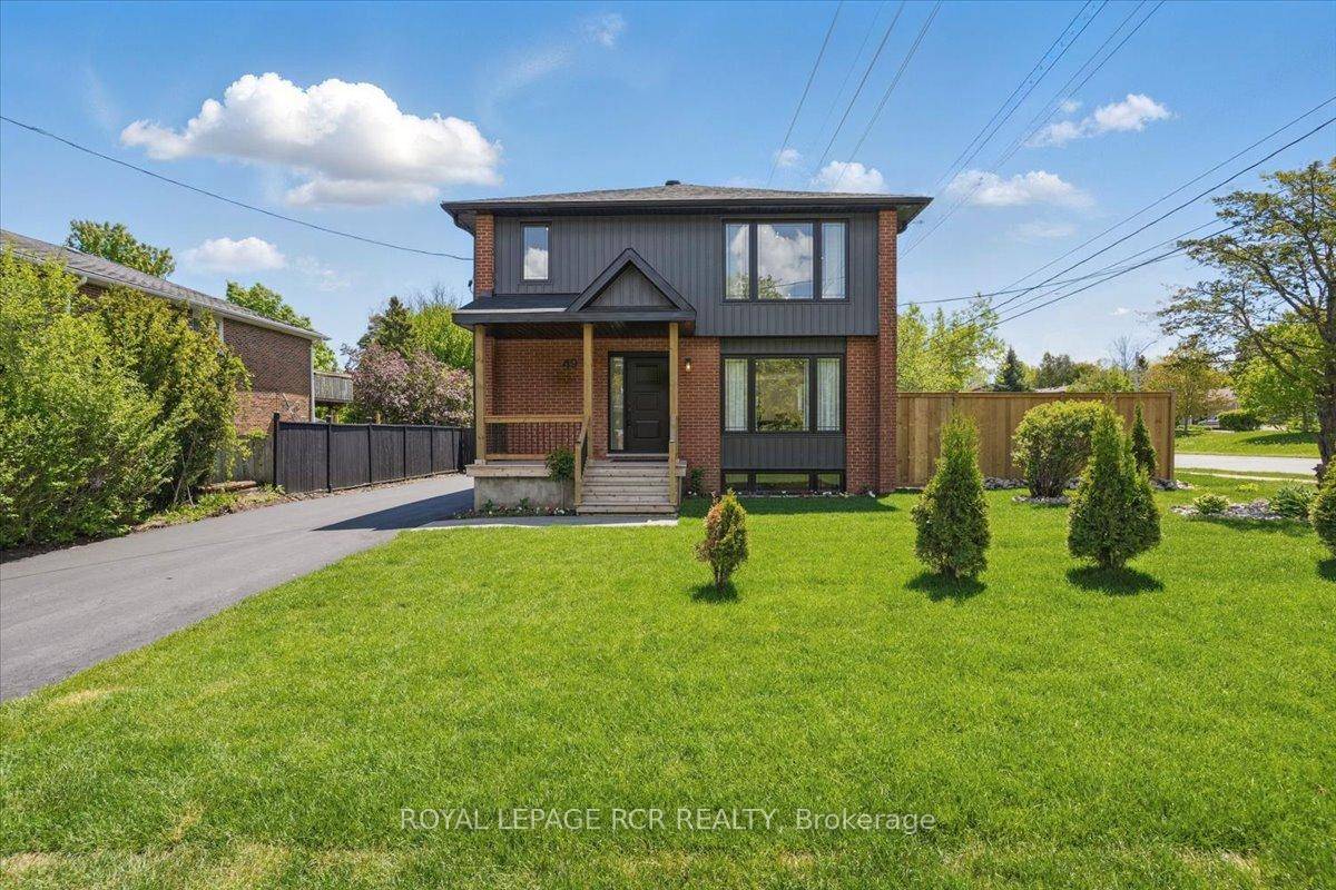 Step into luxury with this beautifully renovated home, transformed from top to bottom, leaving nothing to do but move in amp ; enjoy !