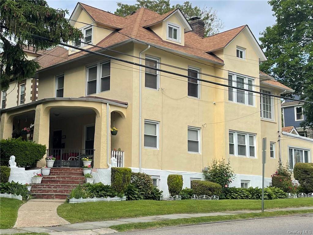 Nestled in the heart of suburbia while being convenient to Manhattan.