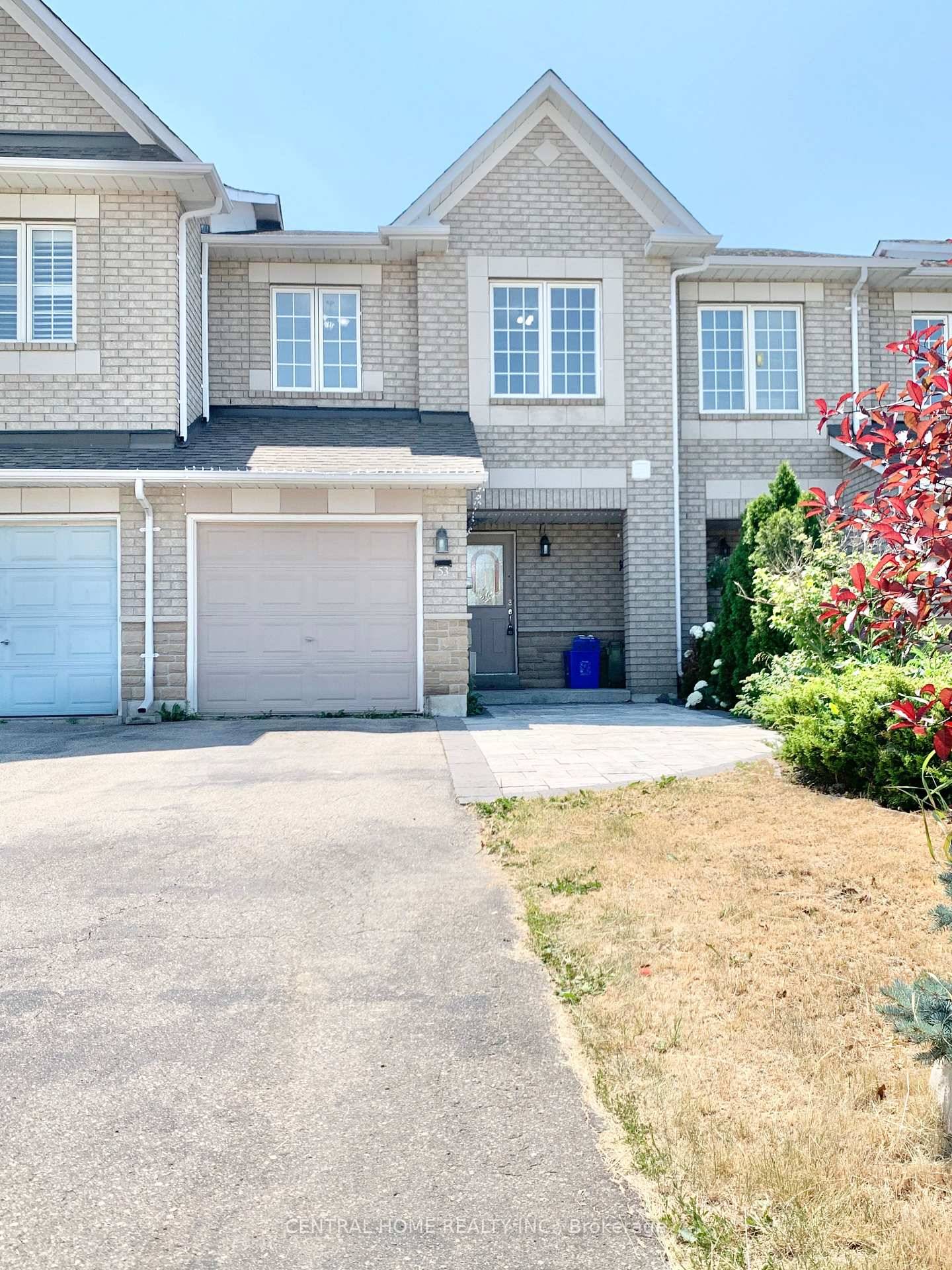 Fabulous 3 Bedrooms And 3 Washrooms Freehold Townhome In Prime Richmond Hill Location, Bayview Major Mackenzie Area.