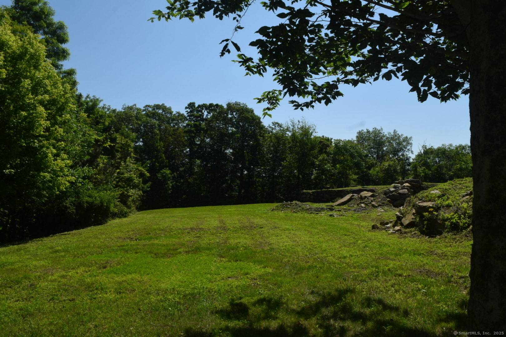 Build Your Dream Home Fully Improved 2 Acre Lot with Scenic Views Outstanding opportunity to build on this beautiful elevated 2 acre parcel with sweeping views of the Norwalk River ...
