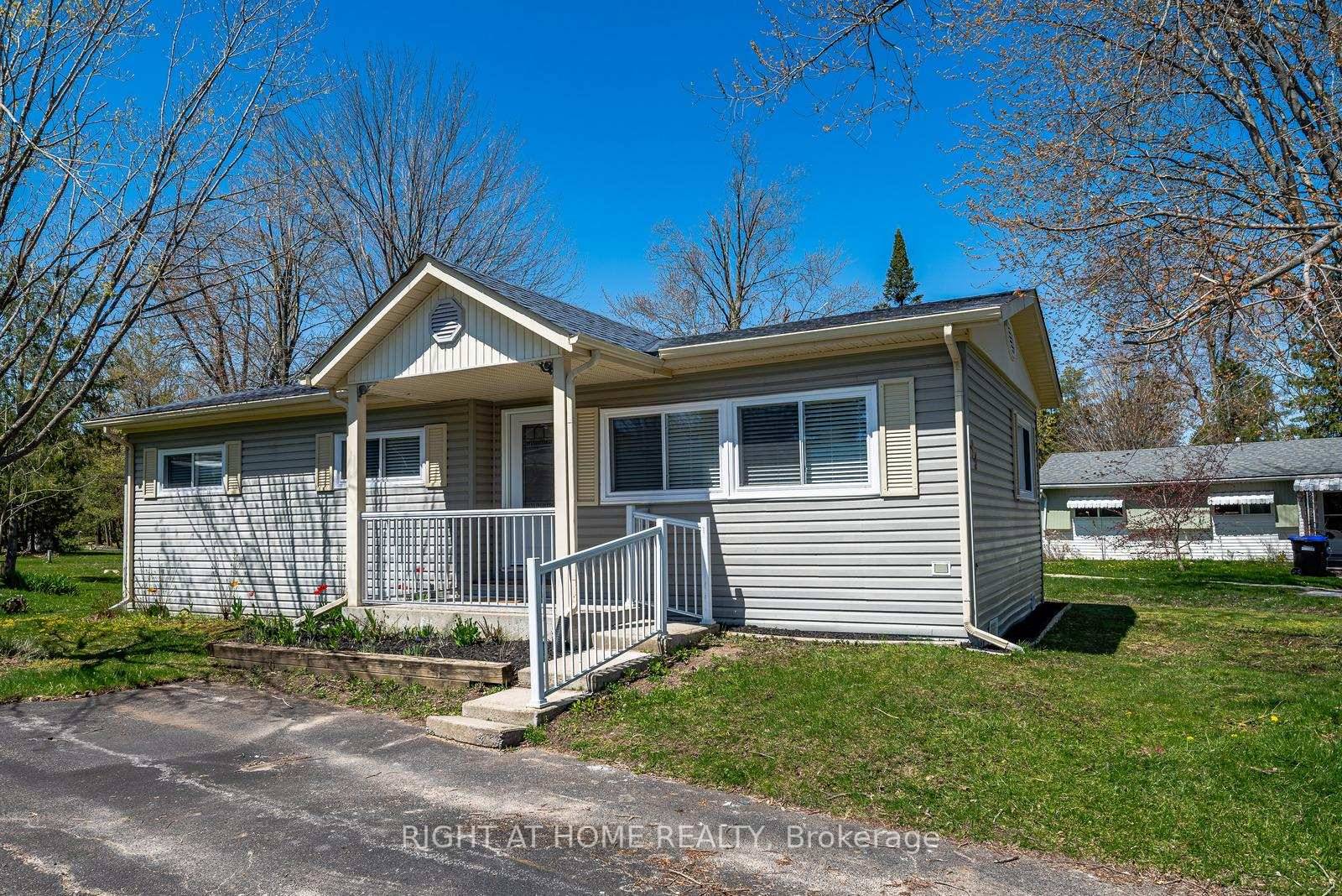 Stunning Fully Renovated Home Model Perfect Inside and Out !