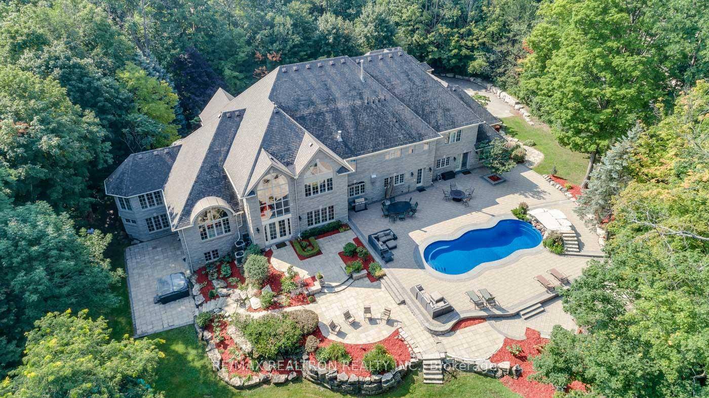 '15, 000 SQ. F. T ' Stone Estate On Private 2 Acres In Luxurious Resort Like Setting !