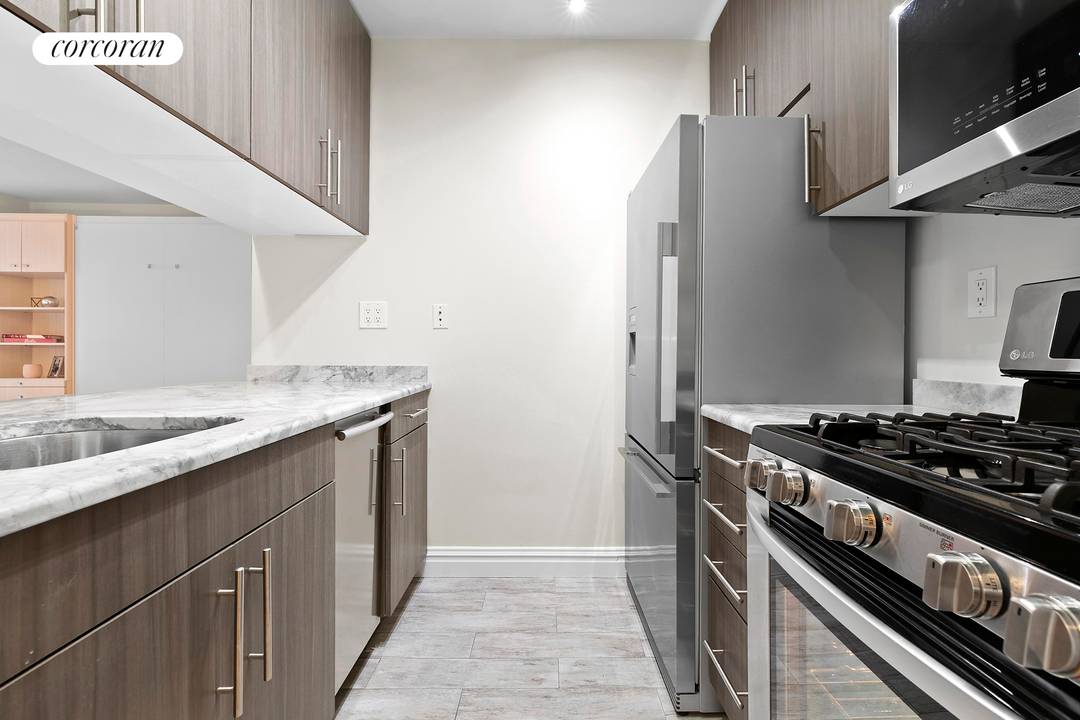Residence 2FF at 393 West 49th Street is a quiet, bright, spacious and elegantly renovated studio with private terrace with direct access to the landscaped residents only courtyard at the ...
