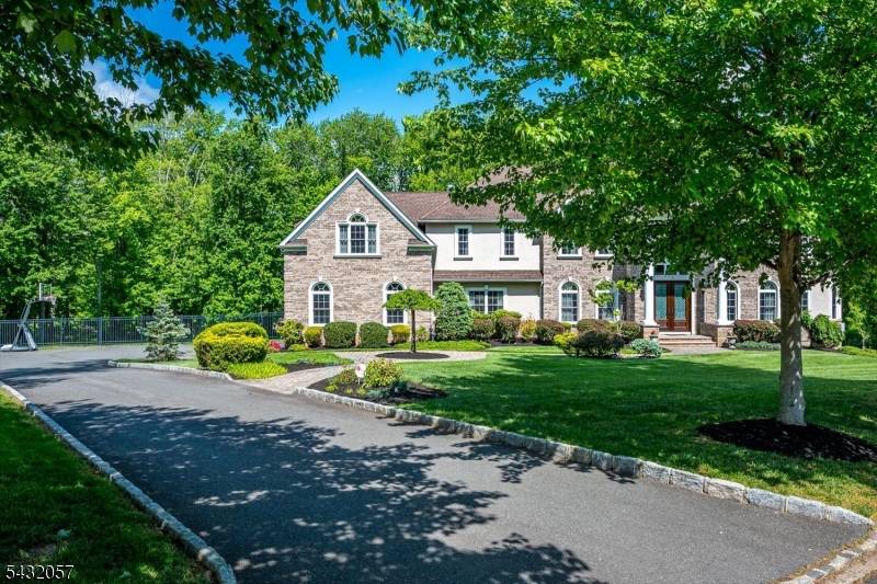 Welcome to this custom built home with architectural designs over 1.