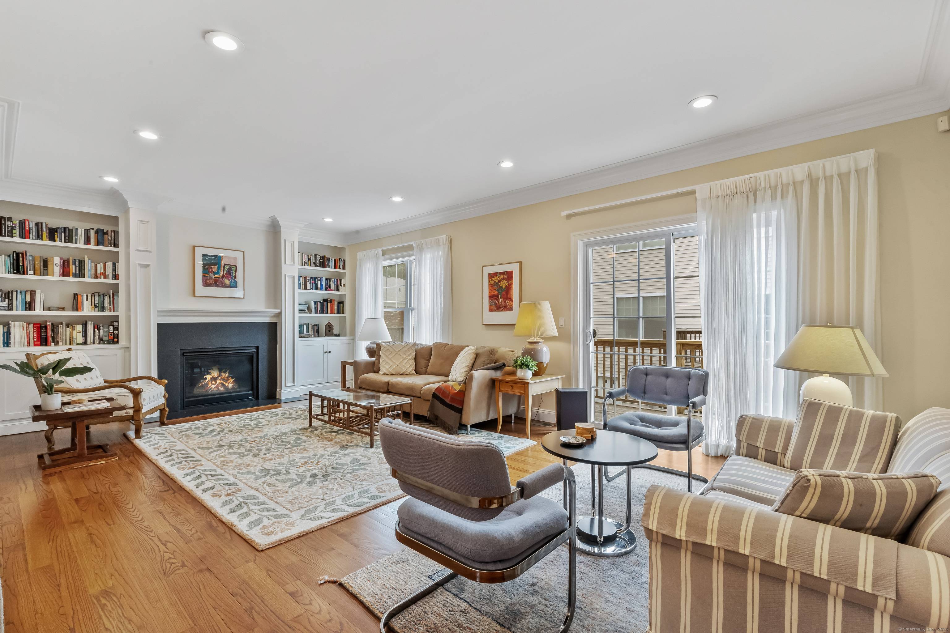 0. 5 mi to Cove Island Beach 0.