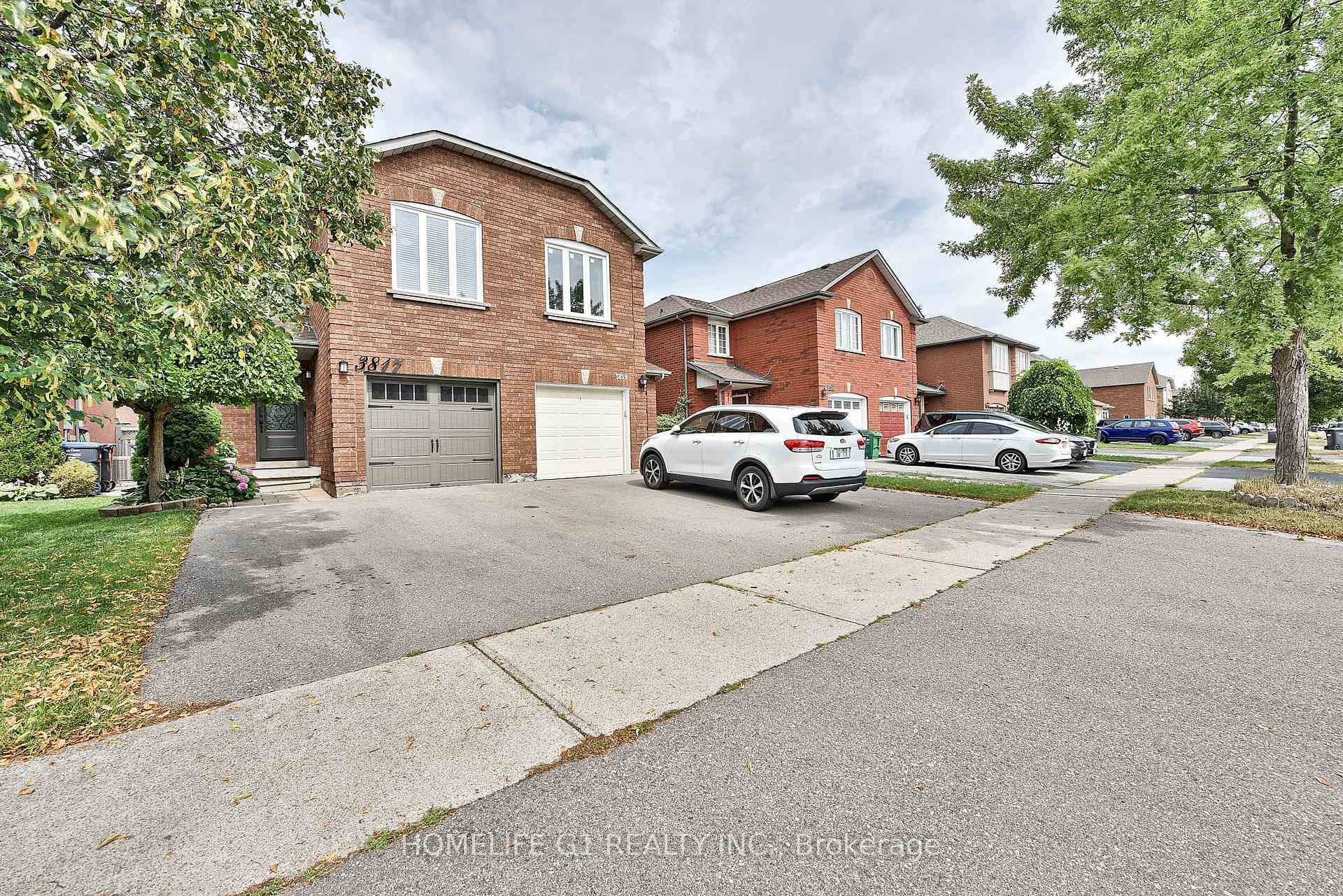 Owner expects offer from each serious buyer who view property.