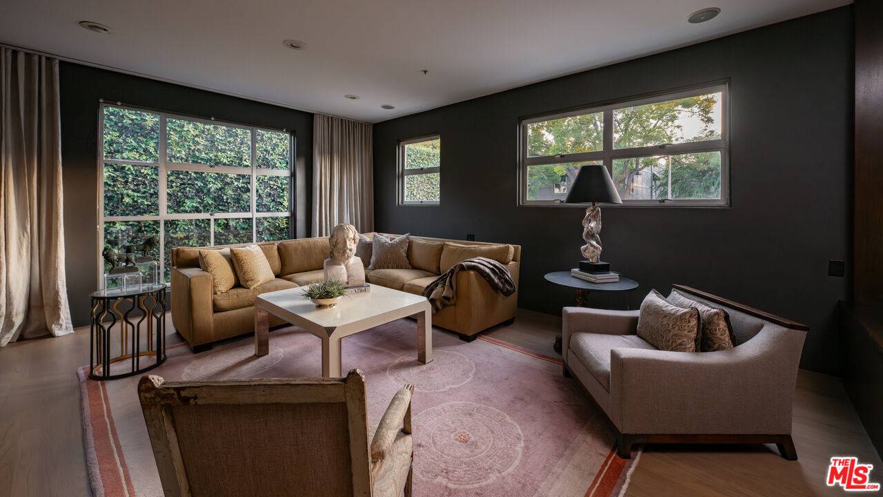 710 N Orlando Ave 2BR Sunset Strip La