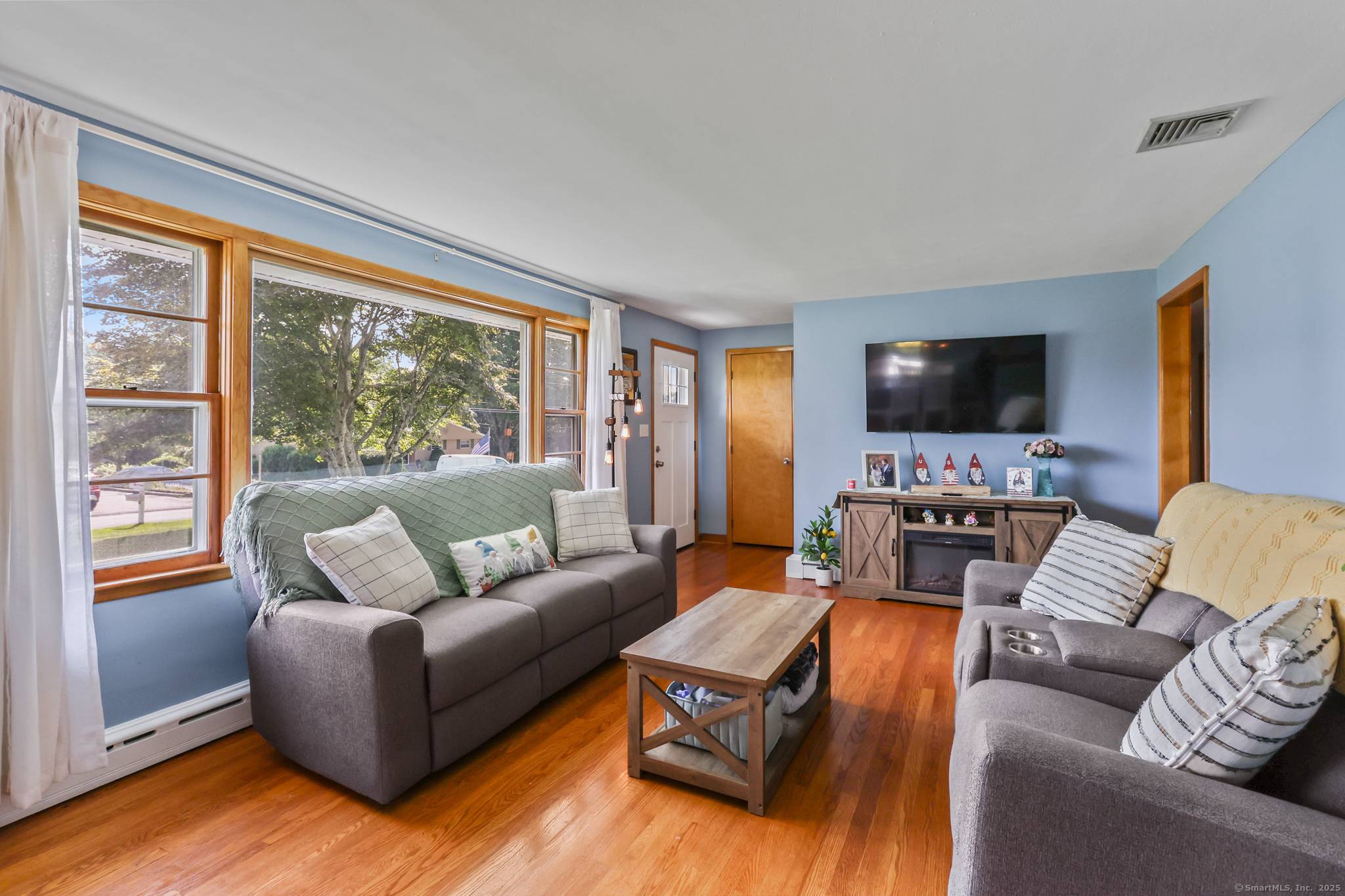 Spacious One Level Ranch with In Law Suite, City Utilities Major Updates !