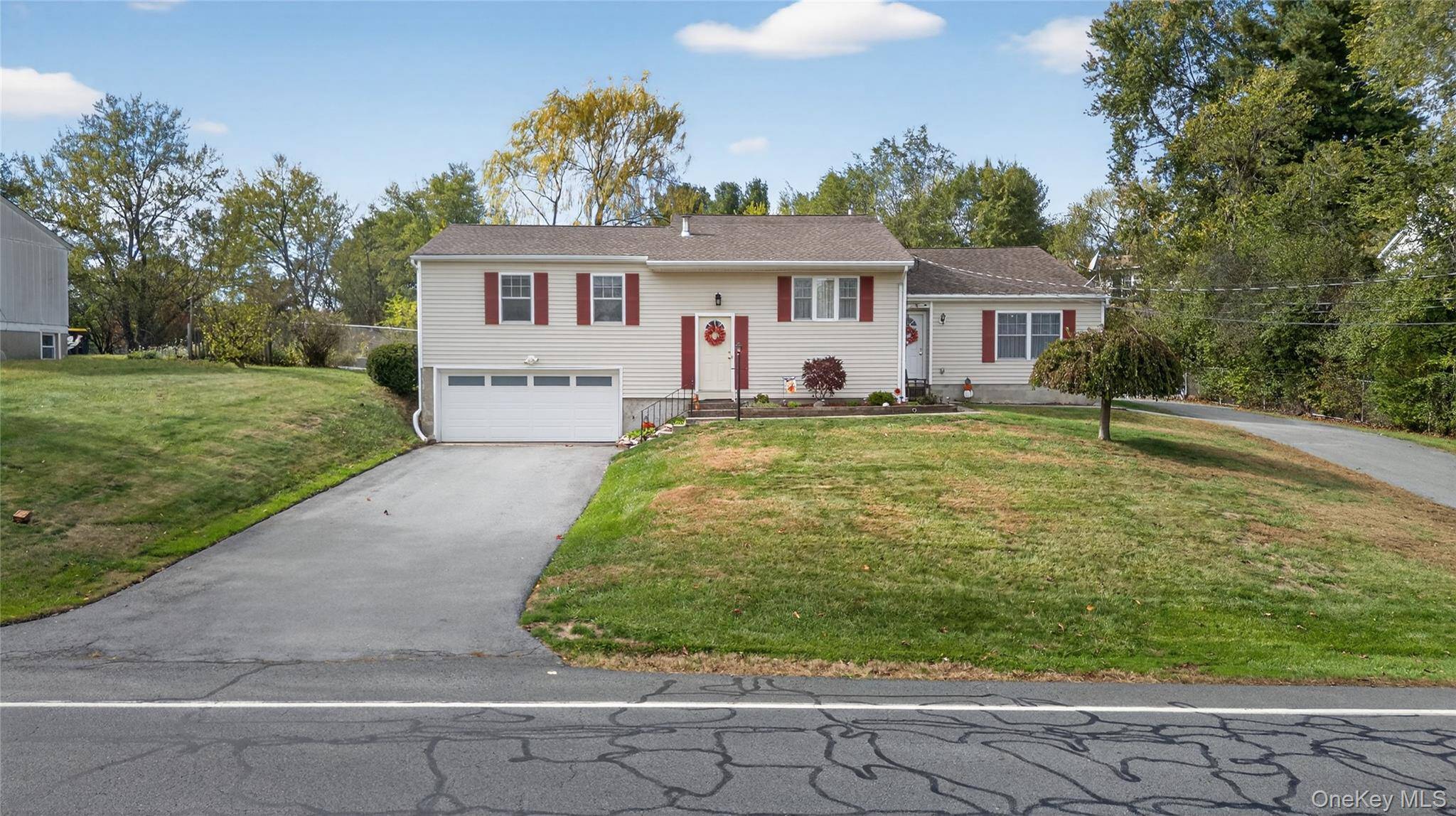 Welcome to 467 Kings Highway, Warwick, NY !