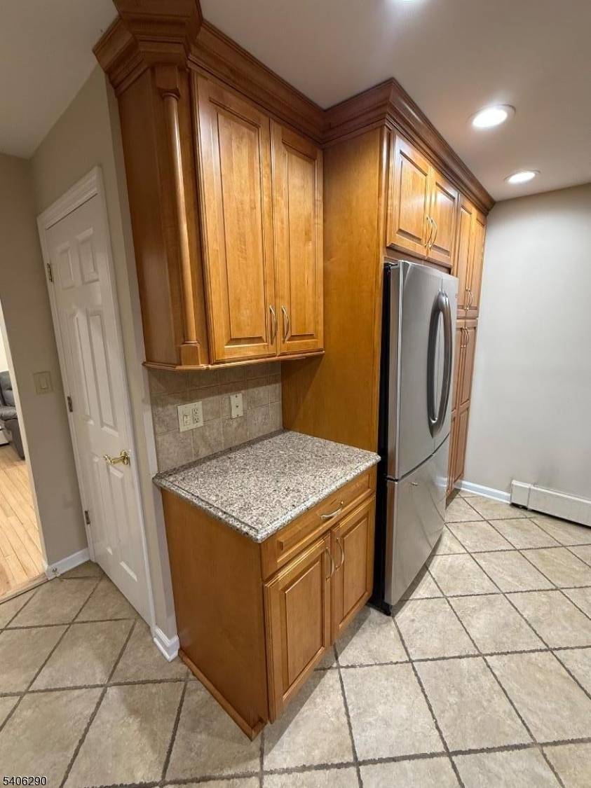 Welcome to this spacious ranch style rental offering comfortable one floor living in the desirable Sunnyside neighborhood.