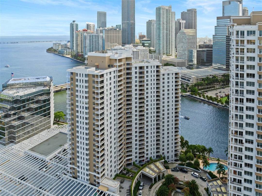 Beautiful 2 bedroom, 2 bathroom unit located on the 16th floor of the prestigious Courvoisier Courts, in exclusive Brickell Key.